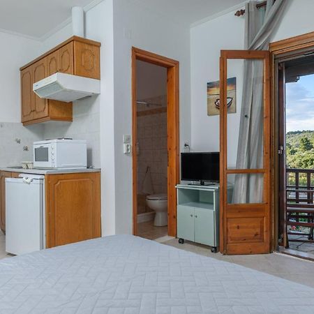 Studios Avra Agios Georgios  ภายนอก รูปภาพ