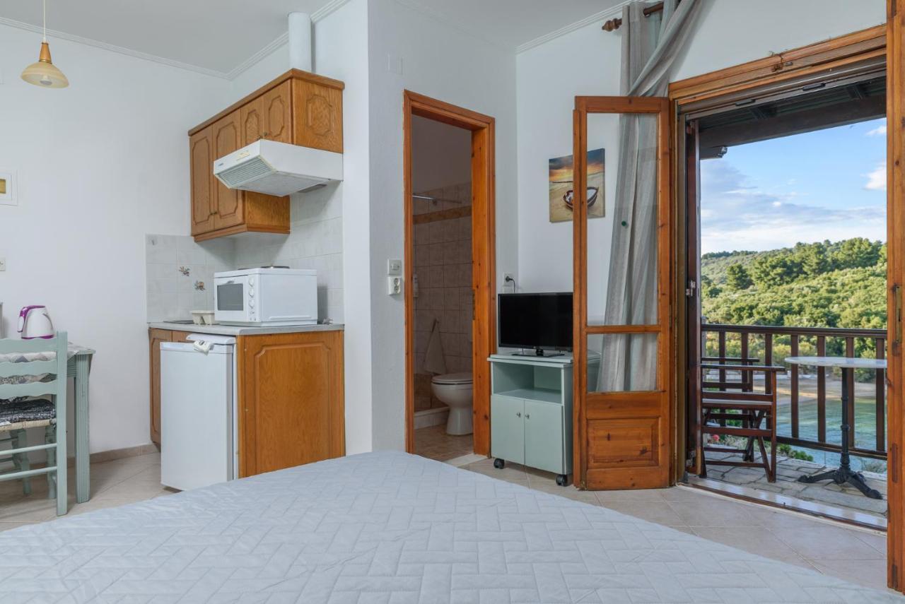 Studios Avra Agios Georgios  ภายนอก รูปภาพ