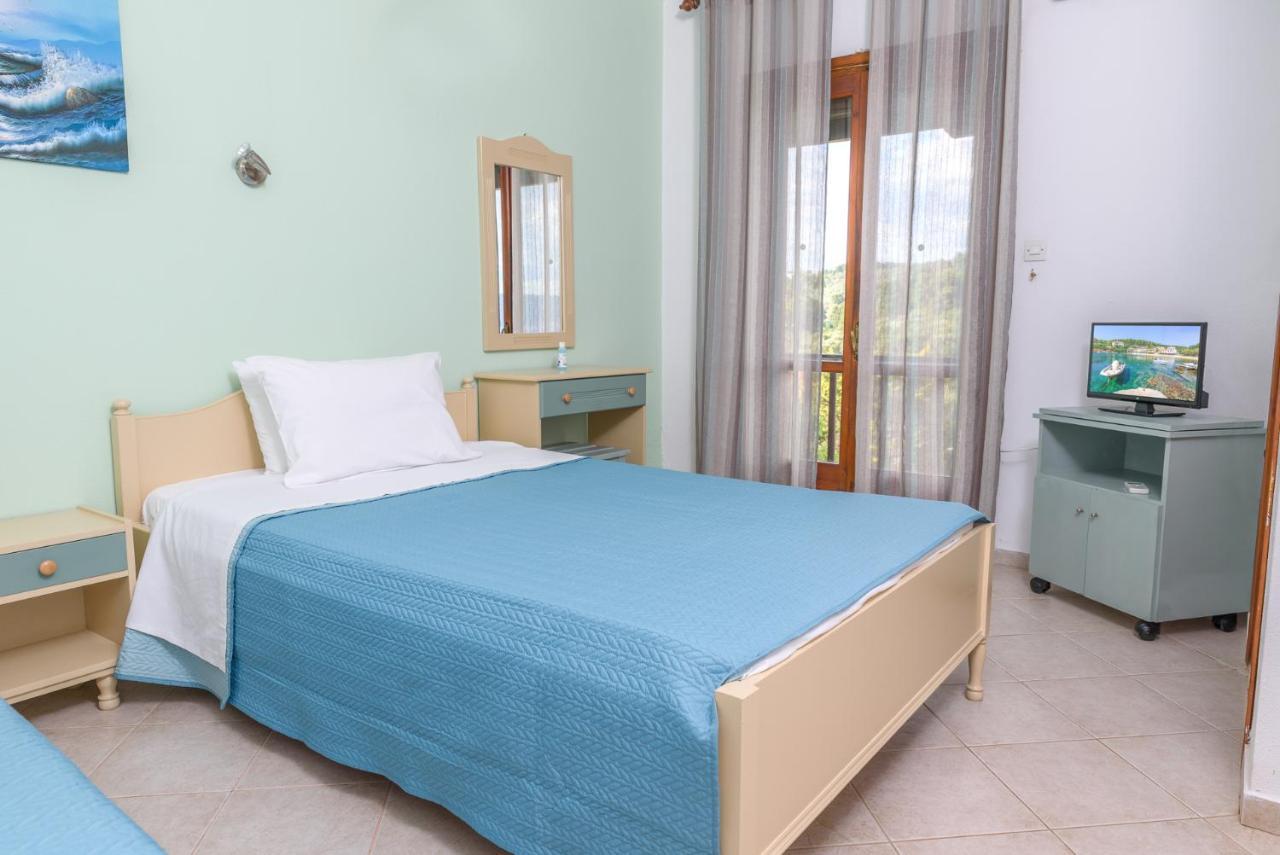 Studios Avra Agios Georgios  ภายนอก รูปภาพ