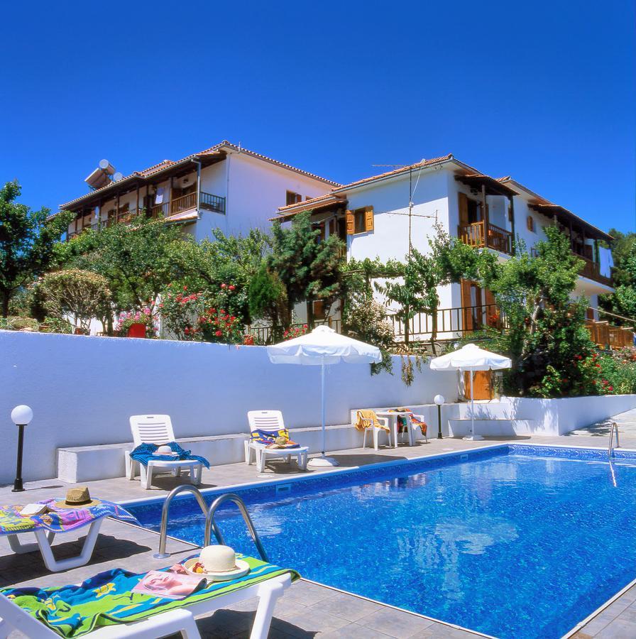 Studios Avra Agios Georgios  ภายนอก รูปภาพ