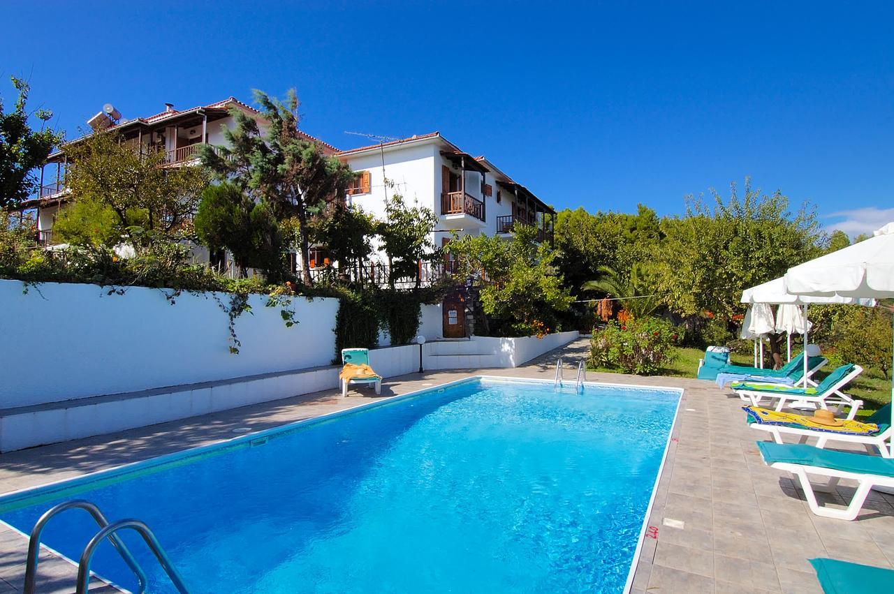 Studios Avra Agios Georgios  ภายนอก รูปภาพ
