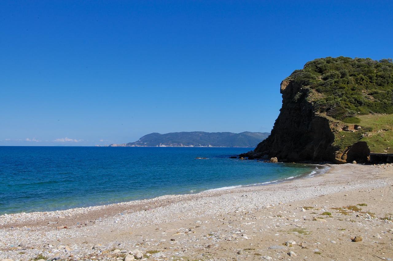 Studios Avra Agios Georgios  ภายนอก รูปภาพ