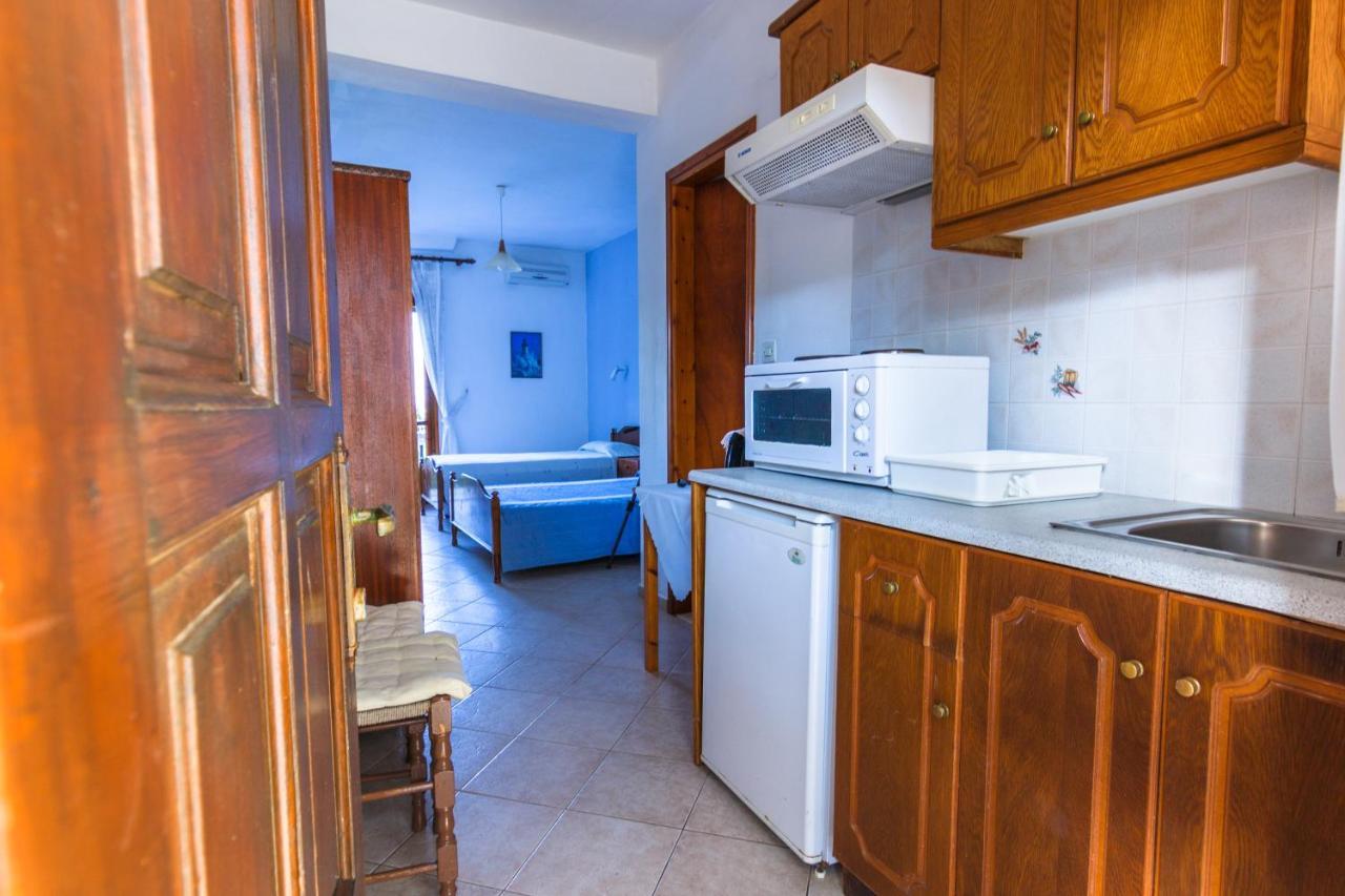 Studios Avra Agios Georgios  ภายนอก รูปภาพ